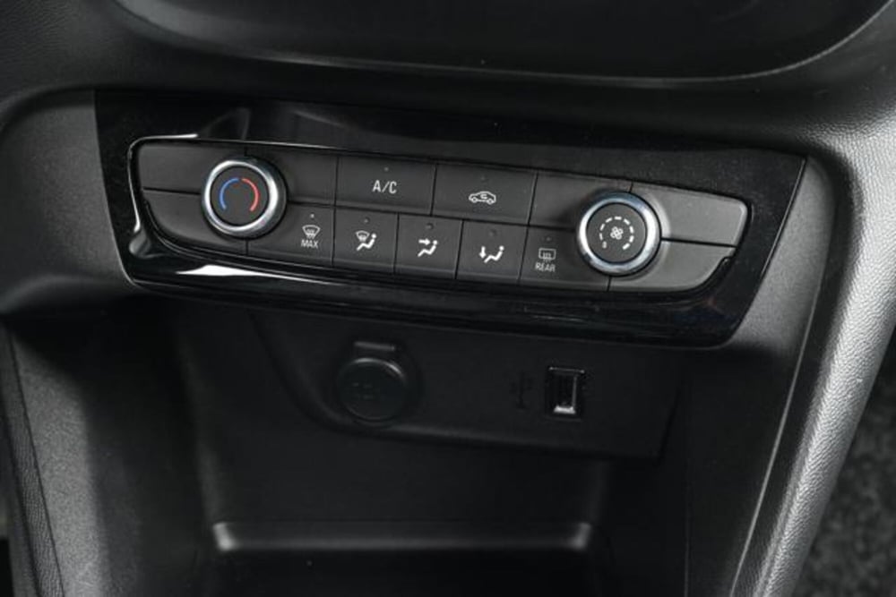 Opel Corsa usata a Torino (15)