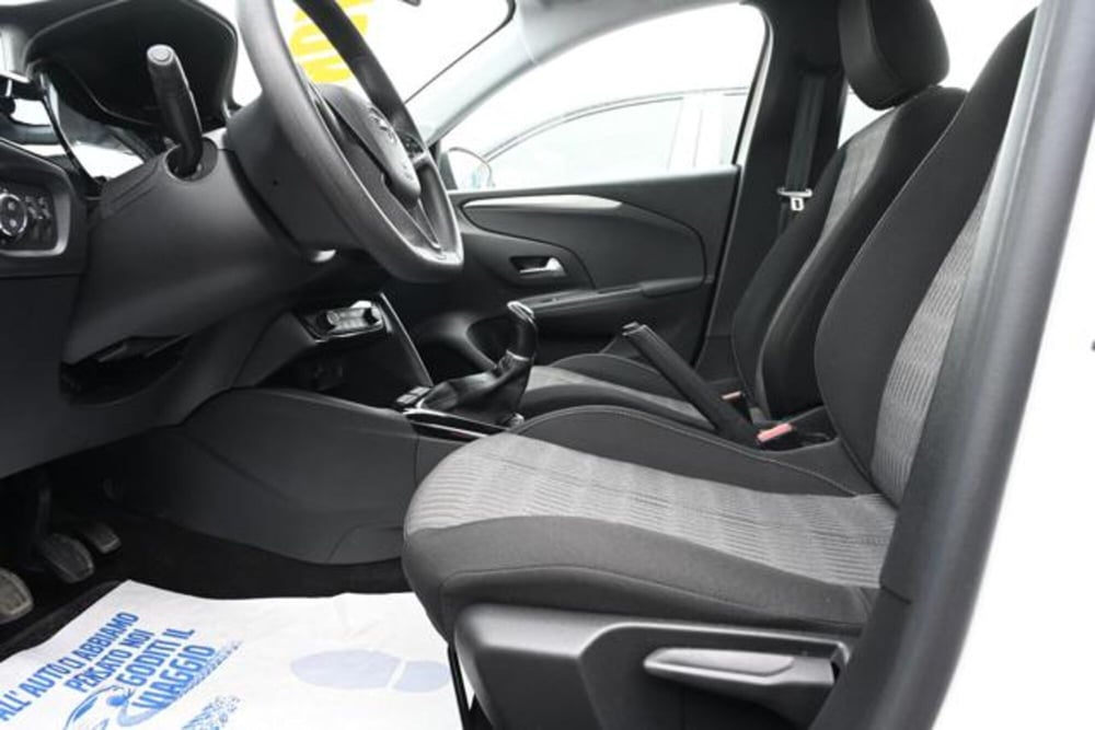 Opel Corsa usata a Torino (9)