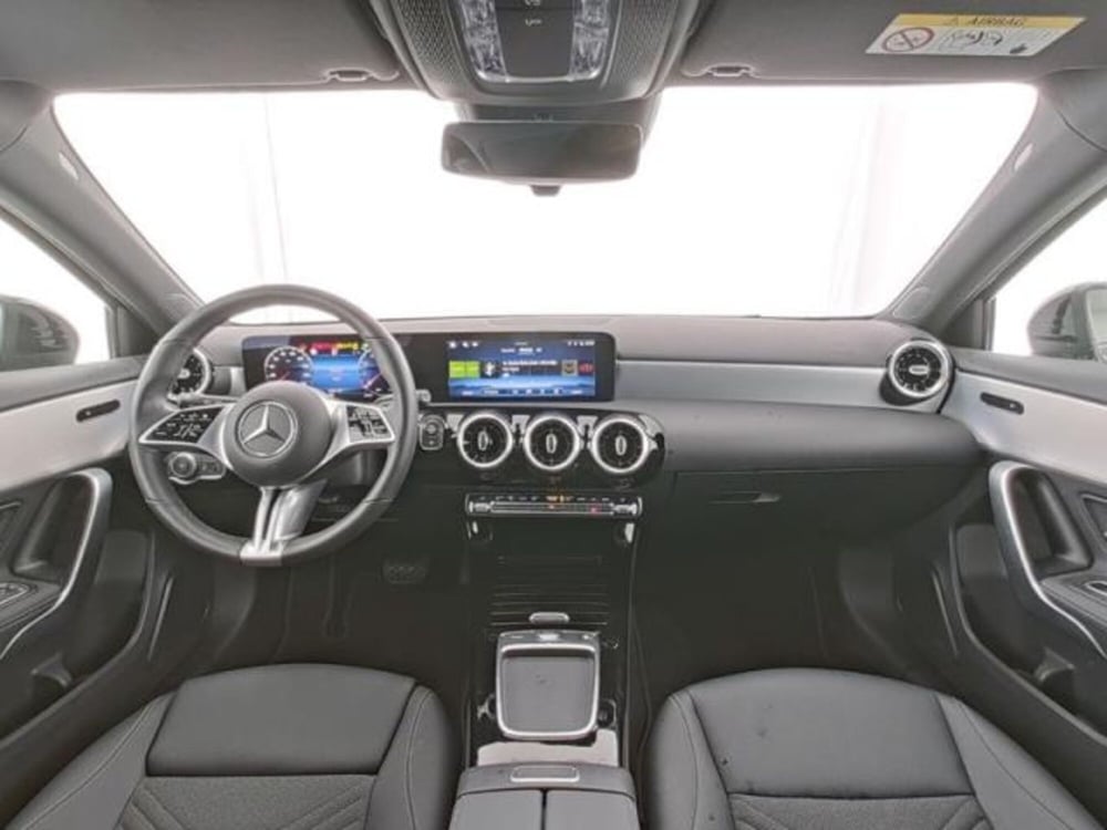 Mercedes-Benz Classe A usata a Milano (6)
