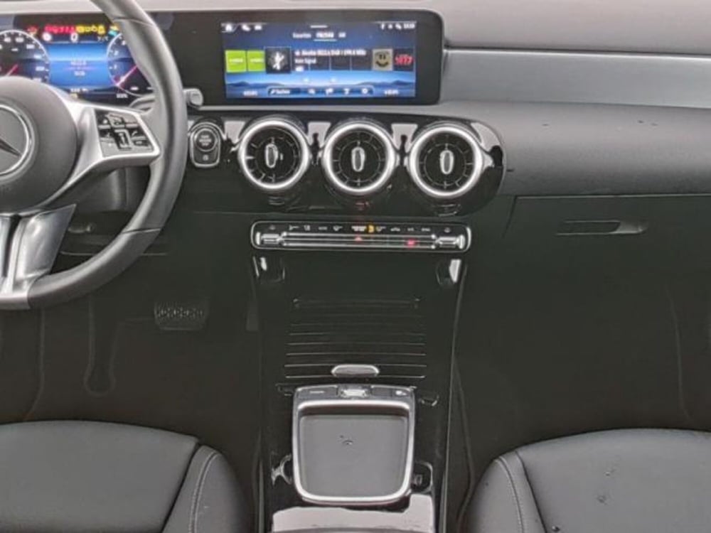 Mercedes-Benz Classe A usata a Milano (7)