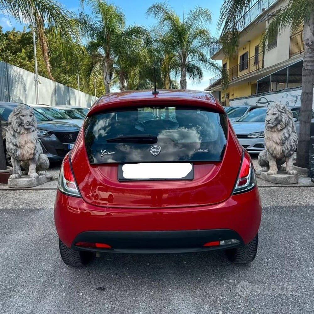 Lancia Ypsilon usata a Salerno (4)