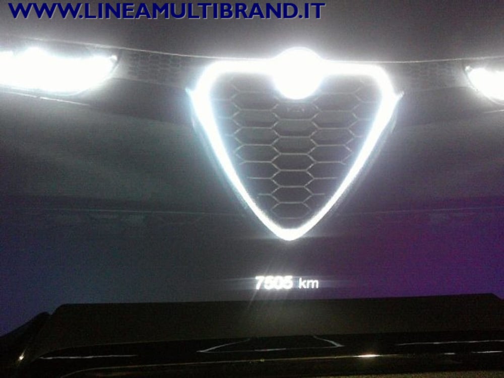 Alfa Romeo Tonale usata a Piacenza (13)