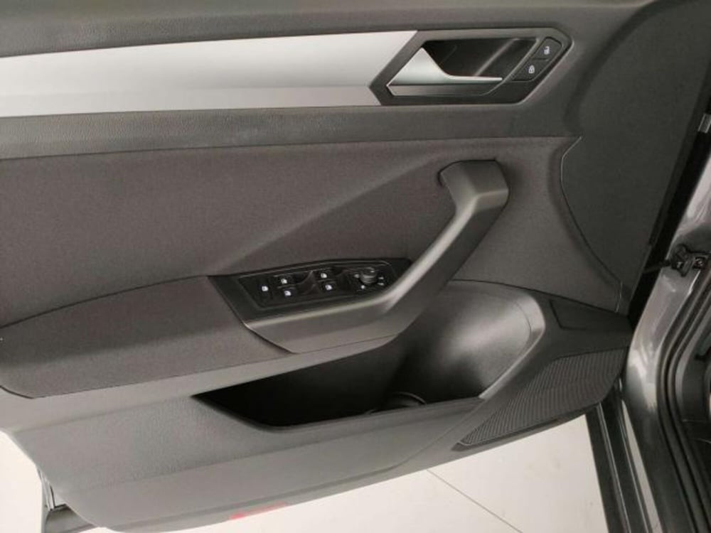Volkswagen T-Roc usata a Matera (12)