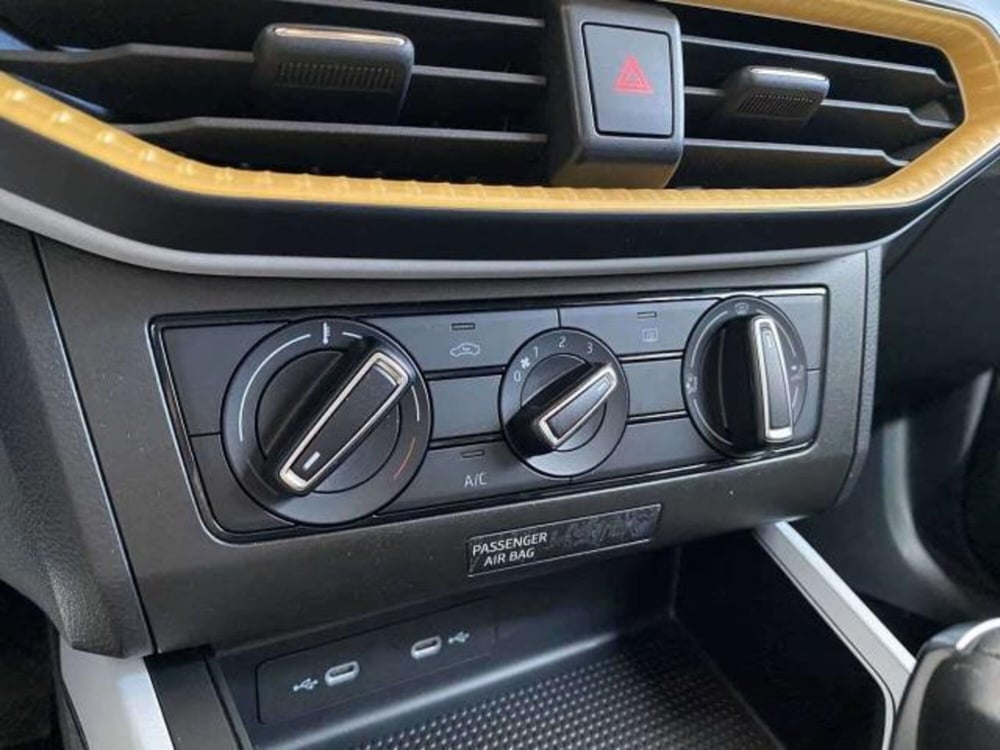 SEAT Arona usata a Matera (13)