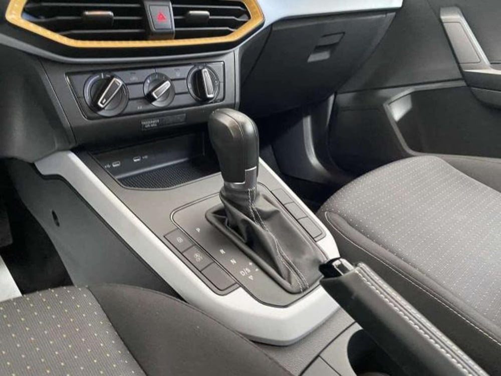 SEAT Arona usata a Matera (14)