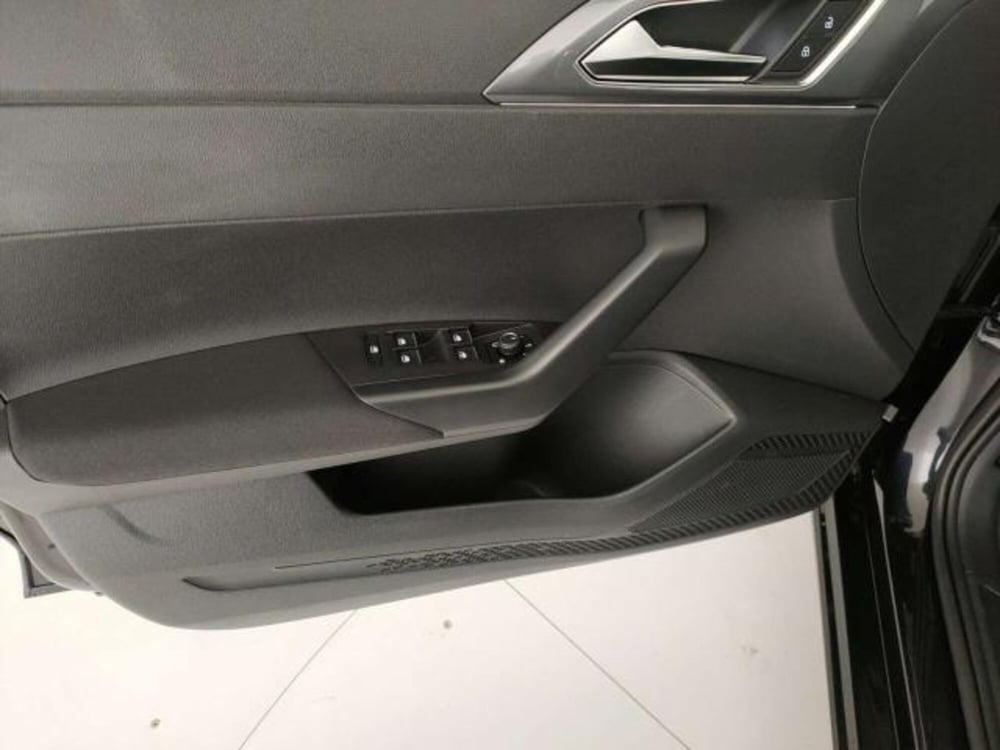 Volkswagen Polo usata a Matera (11)