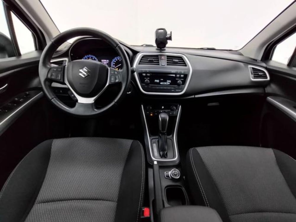 Suzuki S-Cross usata a Como (4)