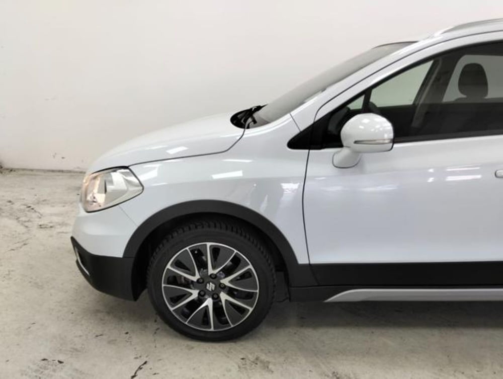 Suzuki S-Cross usata a Como (9)