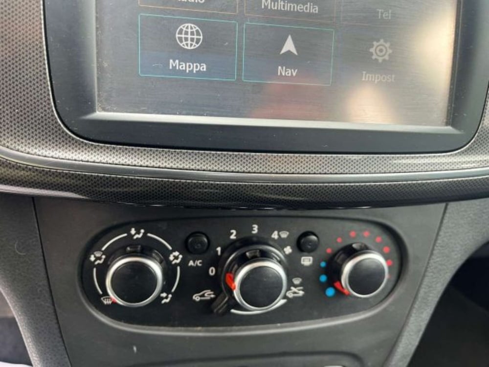 Dacia Sandero usata a Firenze (12)