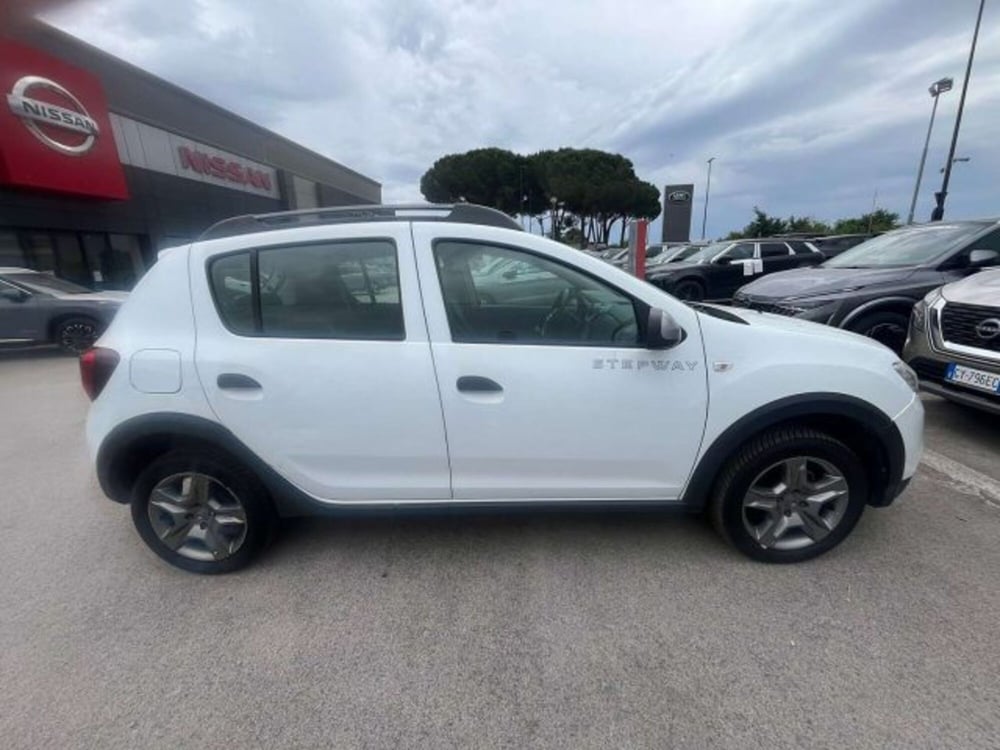 Dacia Sandero usata a Firenze (7)