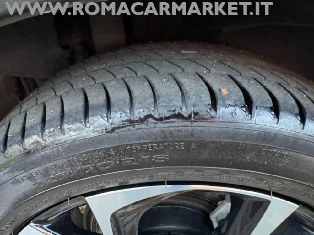 Toyota Toyota C-HR usata a Roma (12)