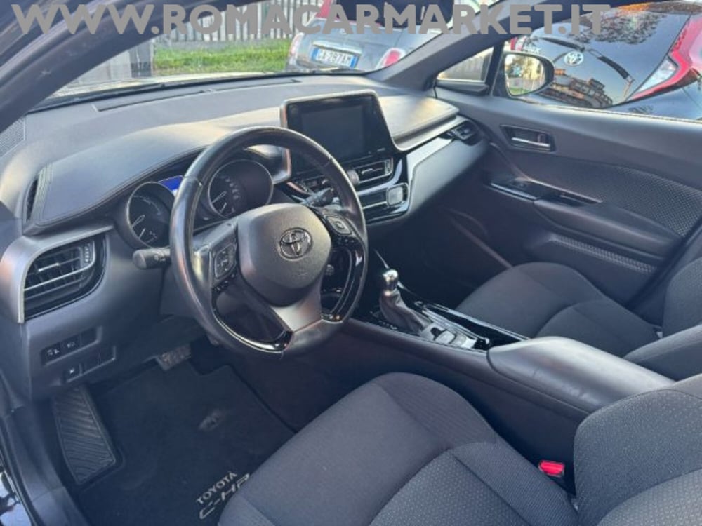 Toyota Toyota C-HR usata a Roma (8)