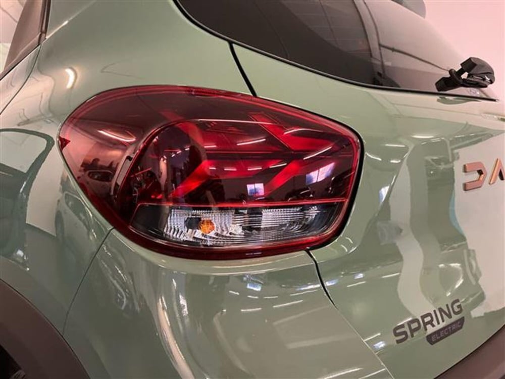 Dacia Spring nuova a Como (7)