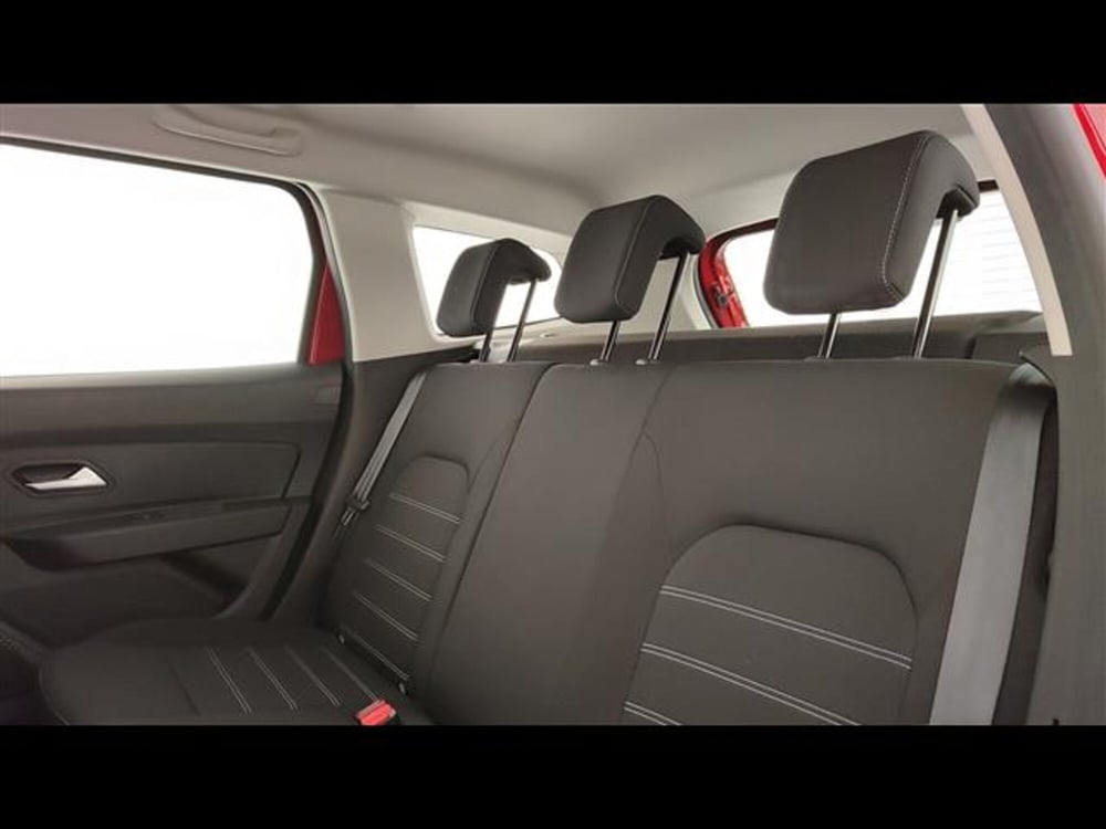 Dacia Duster usata a Milano (10)
