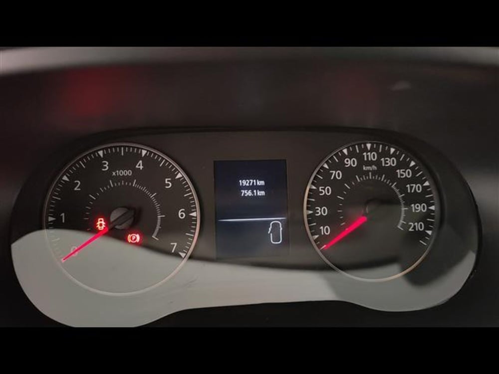 Dacia Duster usata a Milano (13)