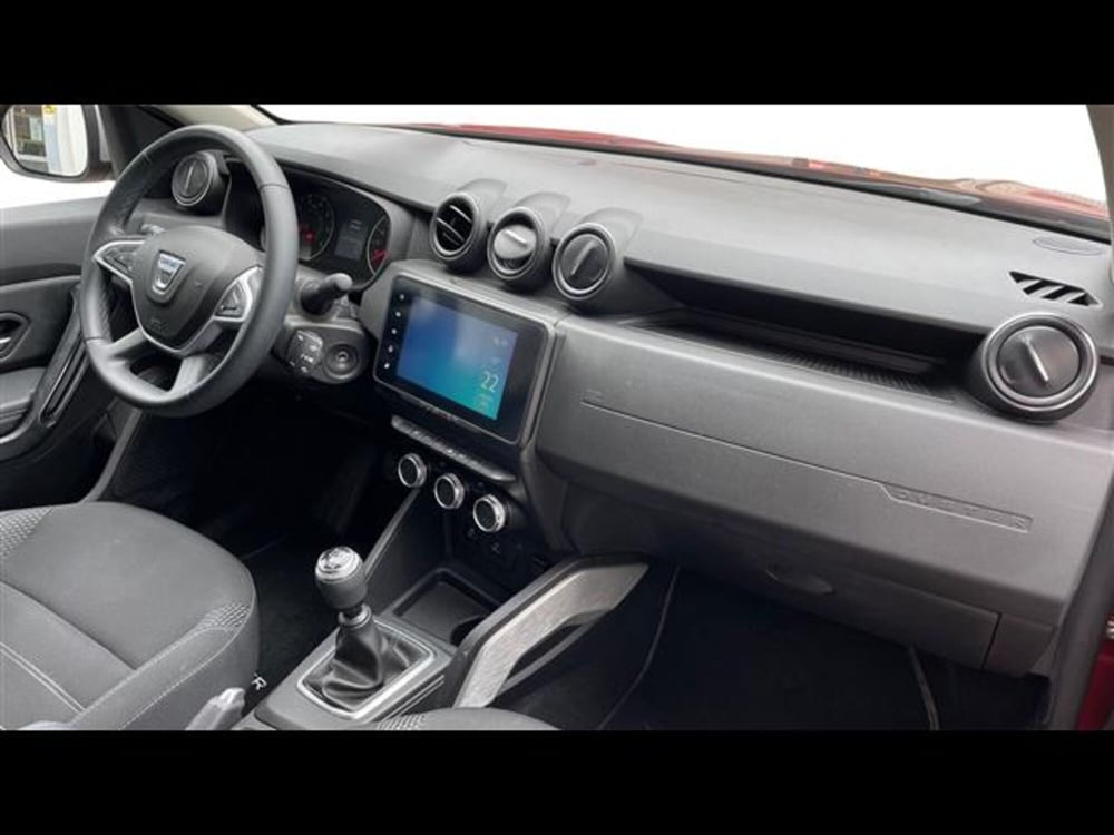 Dacia Duster usata a Varese (9)