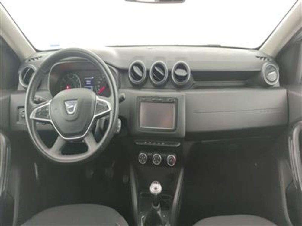 Dacia Duster usata a Bari (15)