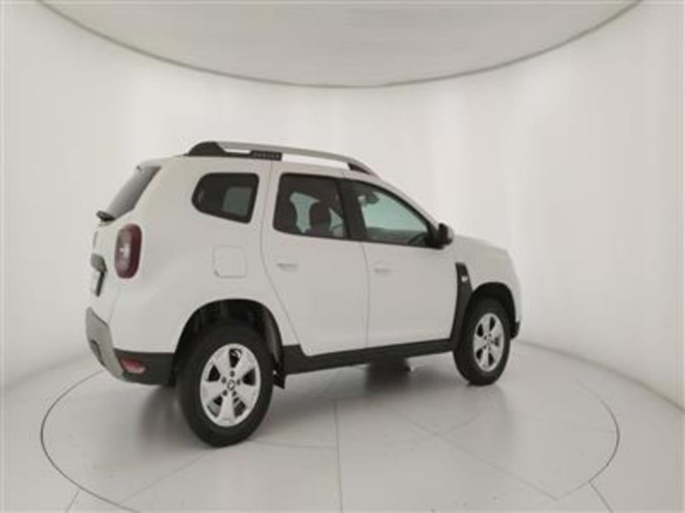 Dacia Duster usata a Bari (8)