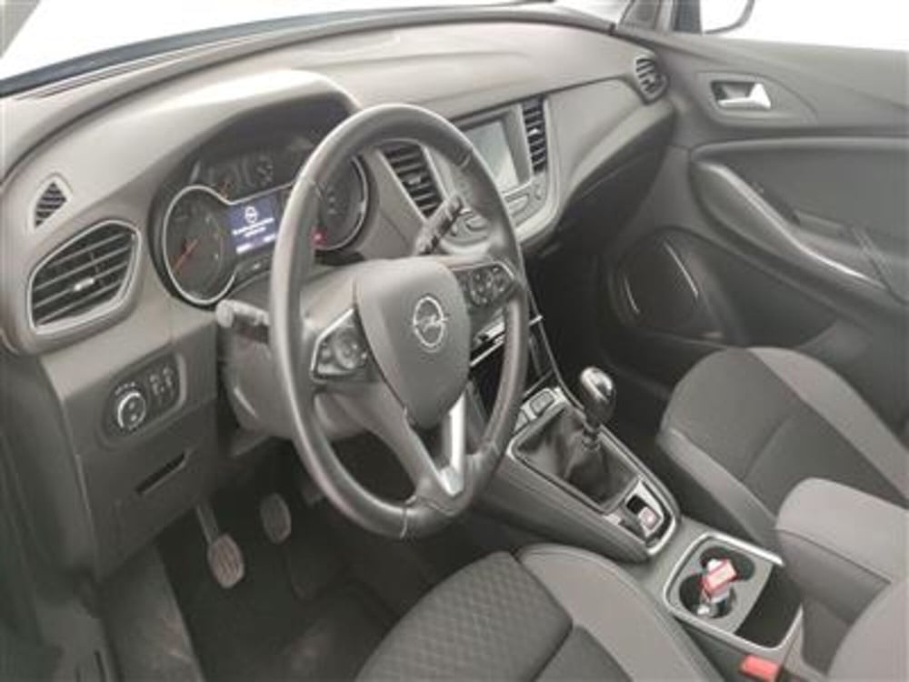 Opel Grandland X usata a Bari (14)