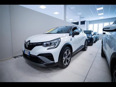 Renault Captur 1.6 full hybrid Techno 145cv auto del 2022 usata a Torino