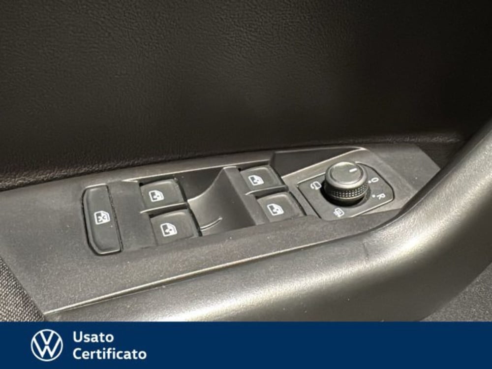 Volkswagen Taigo usata a Vicenza (15)