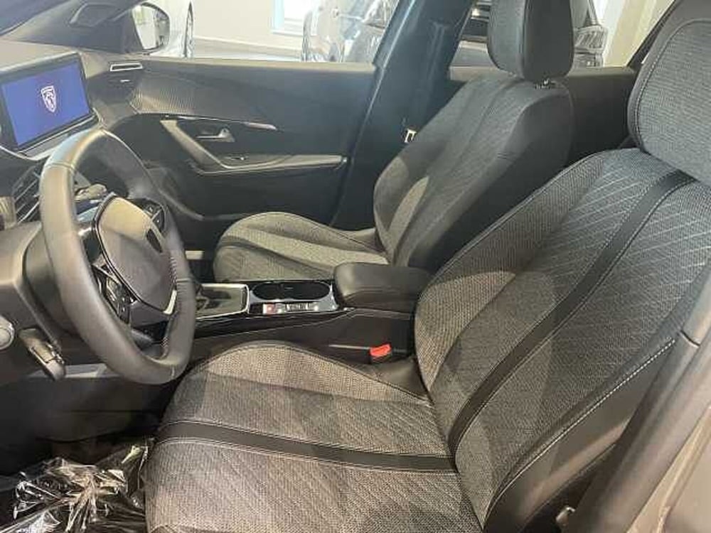 Peugeot 2008 usata a Milano (8)