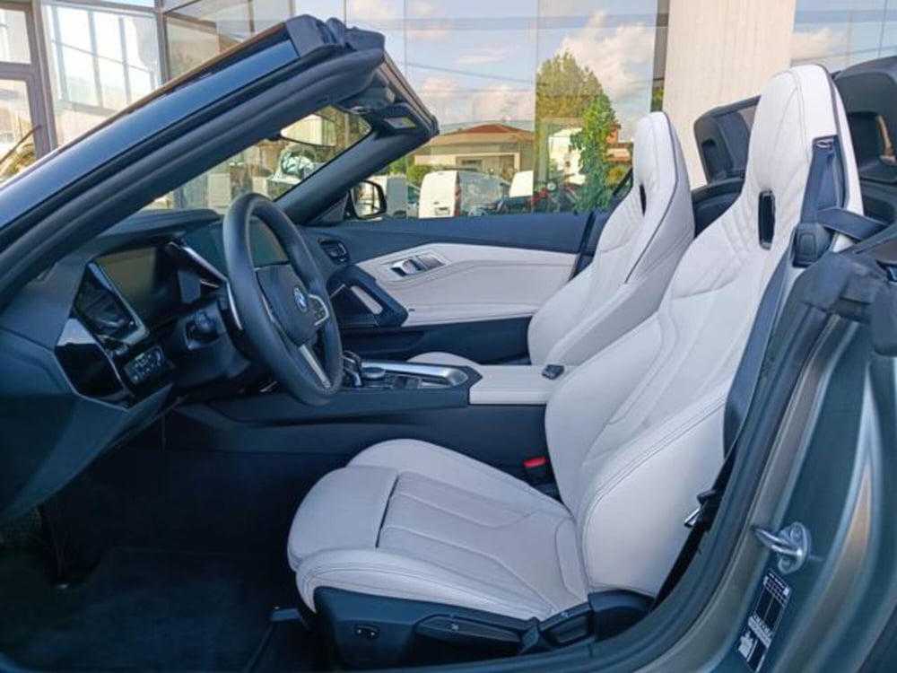 BMW Z4 Cabrio usata a Pisa (5)