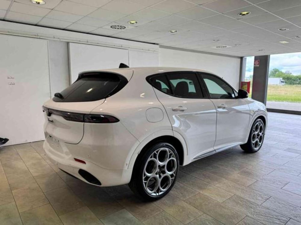 Alfa Romeo Tonale nuova a Vercelli (4)