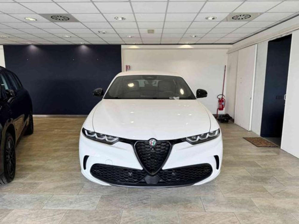Alfa Romeo Tonale nuova a Vercelli (7)