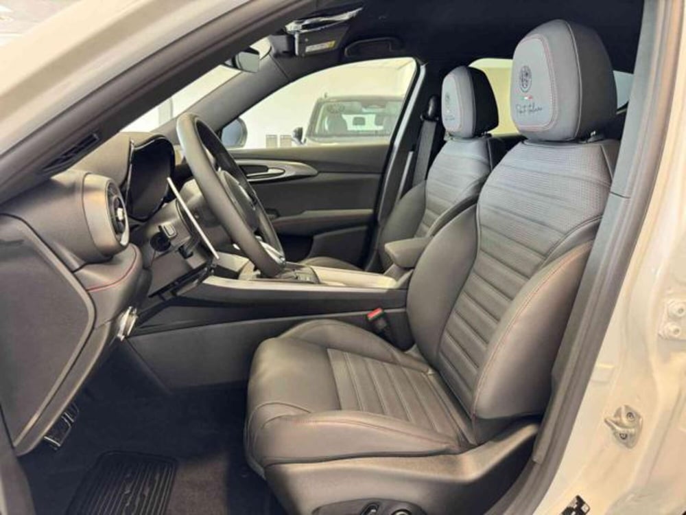 Alfa Romeo Tonale nuova a Vercelli (9)