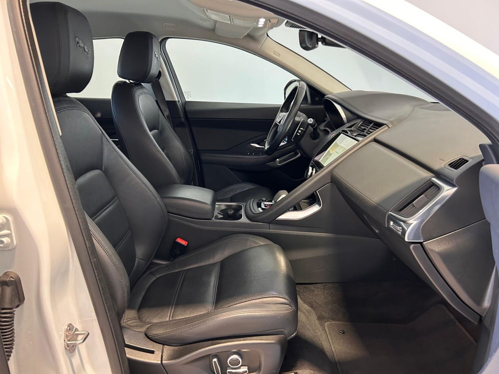 Jaguar E-Pace usata a Napoli (3)