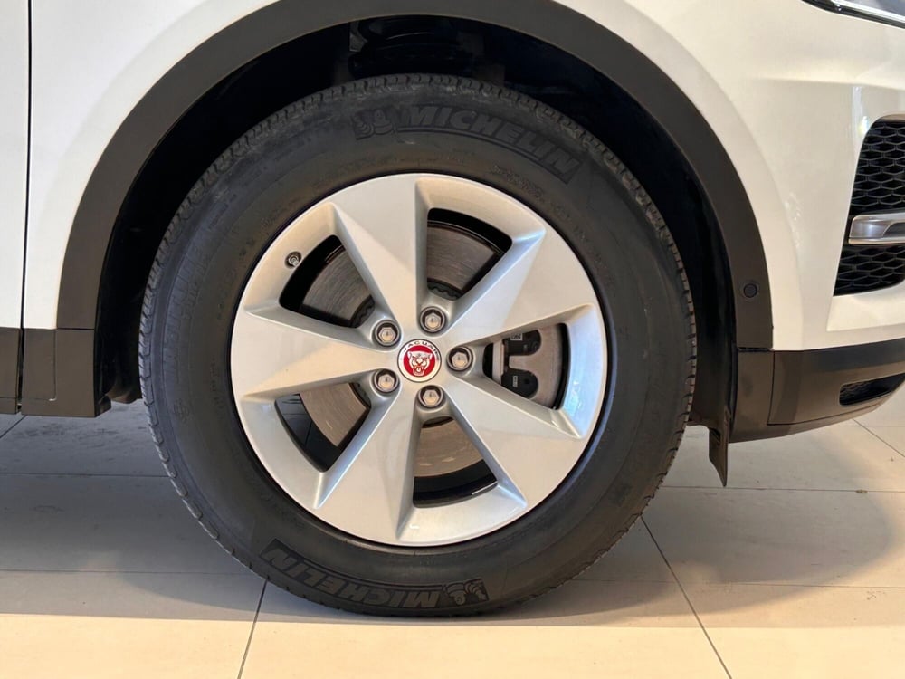 Jaguar E-Pace usata a Napoli (9)