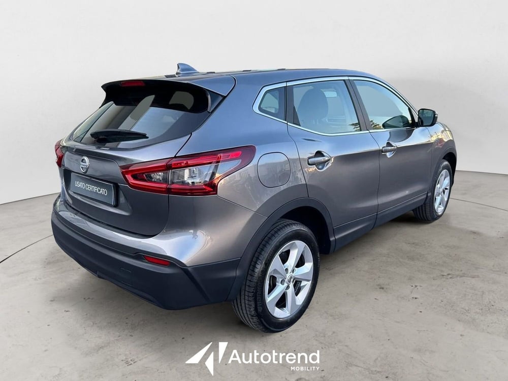 Nissan Qashqai usata a Bari (2)