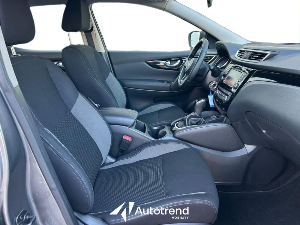 Nissan Qashqai usata a Bari (6)