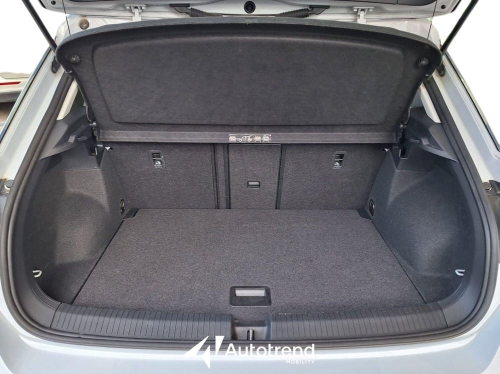 Volkswagen T-Roc usata a Bari (15)