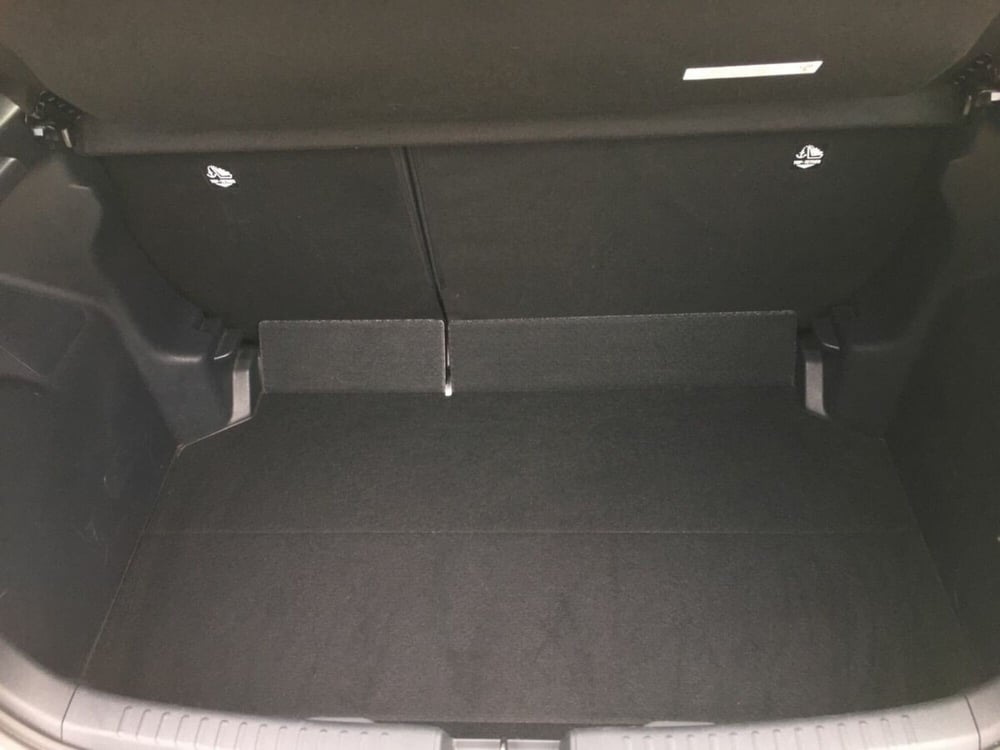 Toyota Yaris usata a Lecco (13)