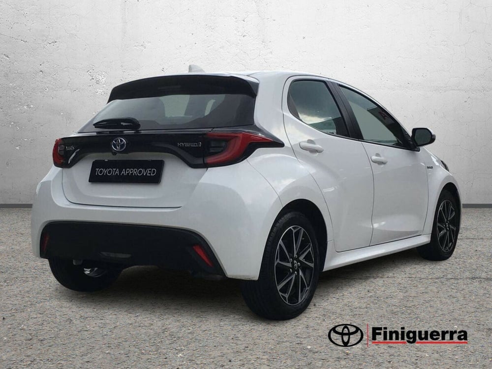 Toyota Yaris usata a Lecco (5)