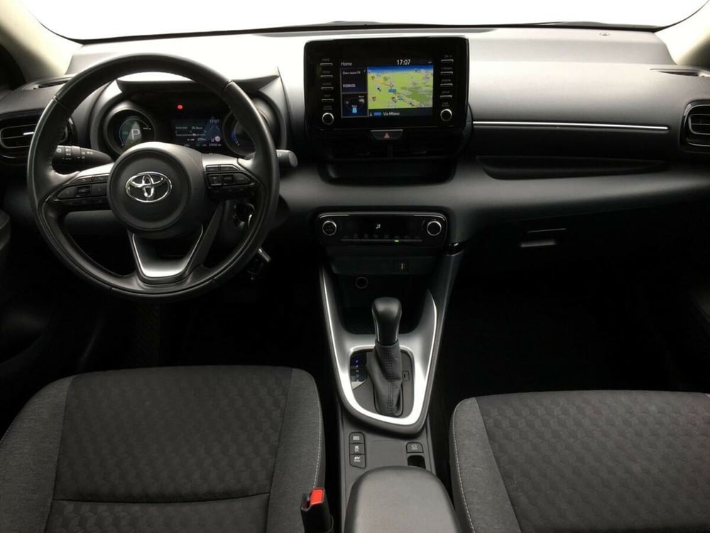 Toyota Yaris usata a Lecco (9)
