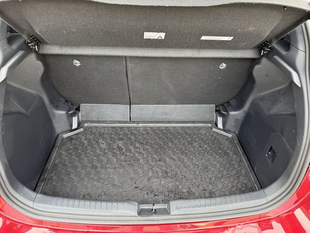 Toyota Yaris usata a Como (8)