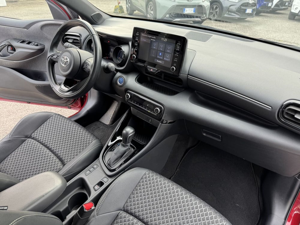 Toyota Yaris usata a Como (9)