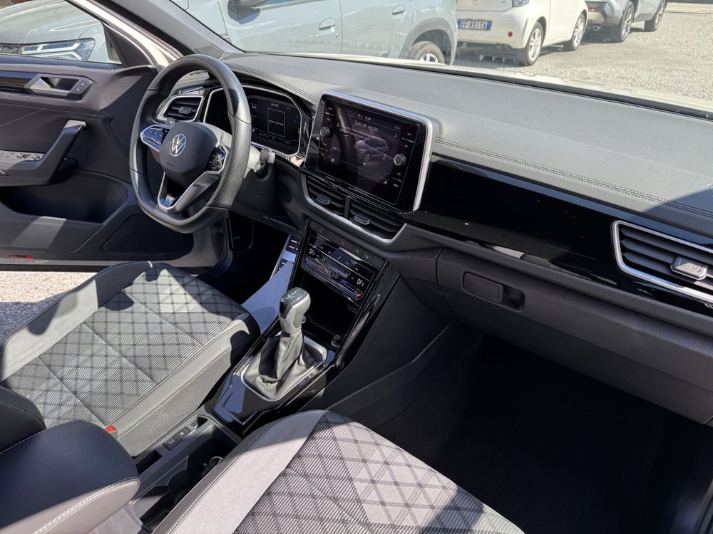 Volkswagen T-Roc usata a Como (6)
