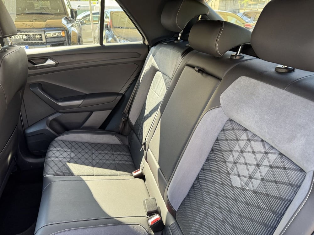 Volkswagen T-Roc usata a Como (7)