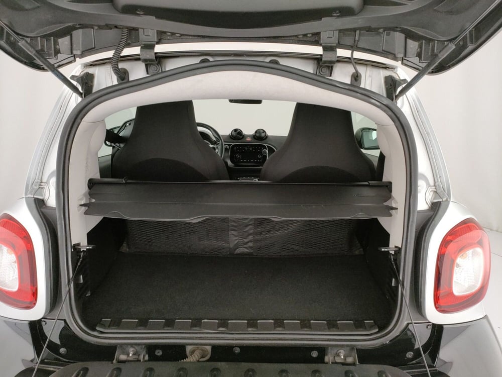 smart Fortwo usata a Roma (9)