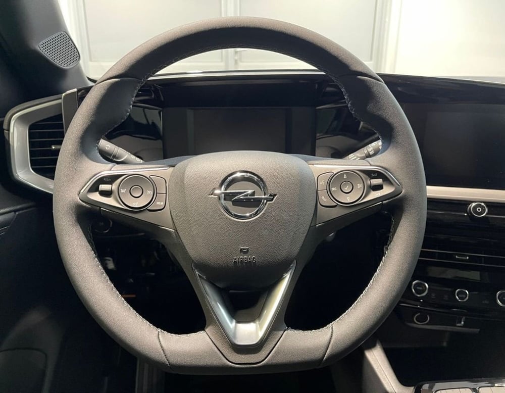 Opel Mokka nuova a Ferrara (8)