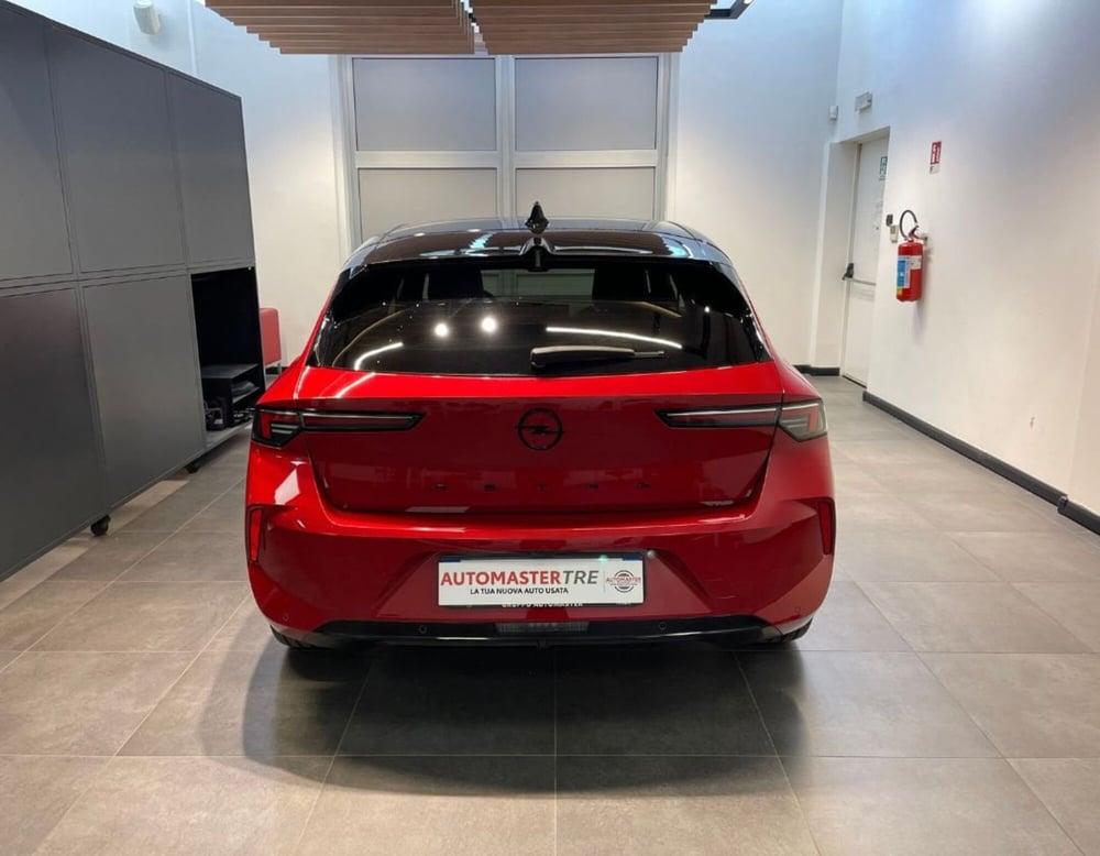 Opel Astra nuova a Ferrara (2)