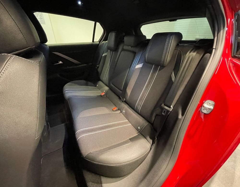 Opel Astra nuova a Ferrara (6)
