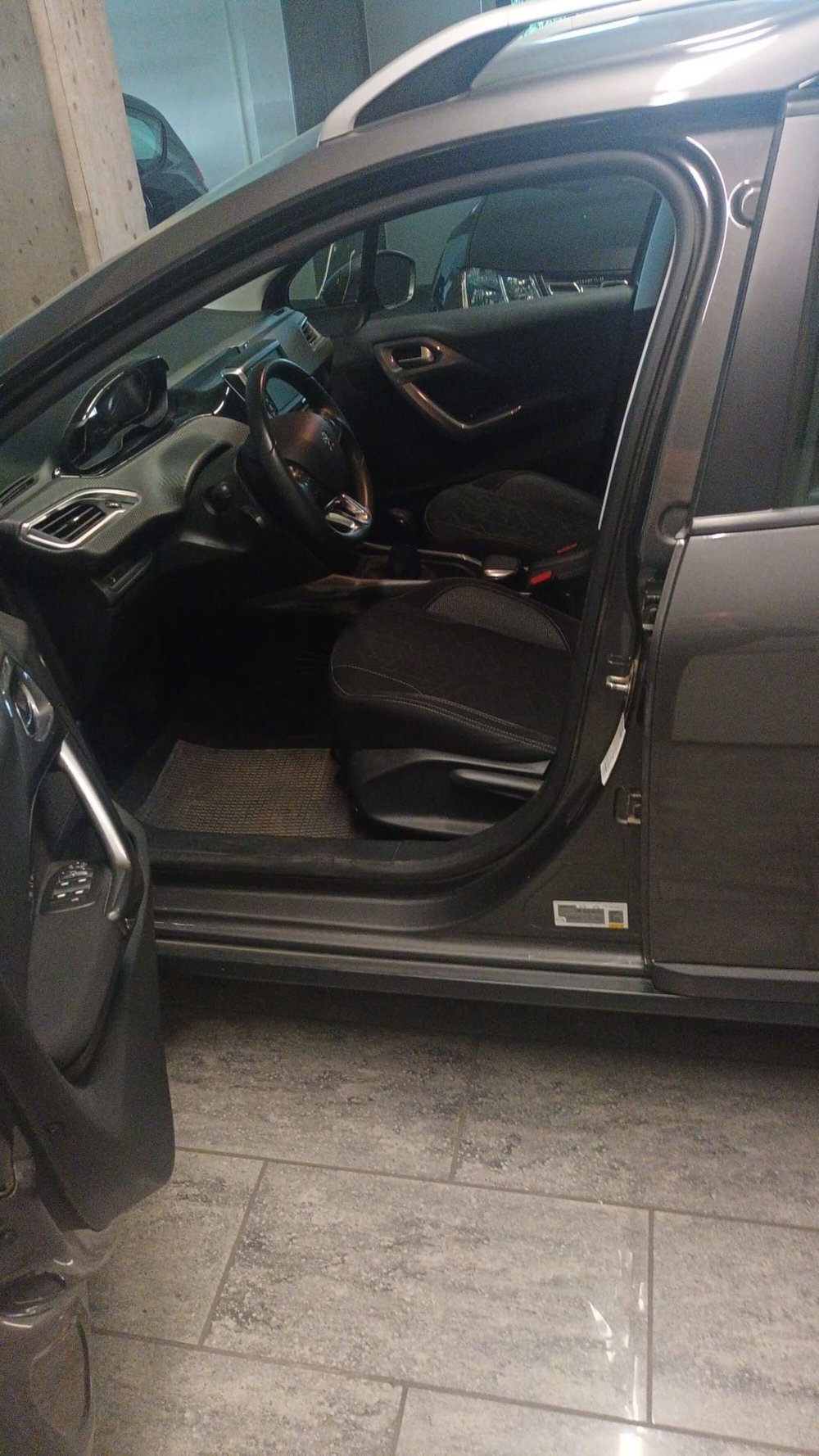 Peugeot 2008 usata a Bergamo (8)