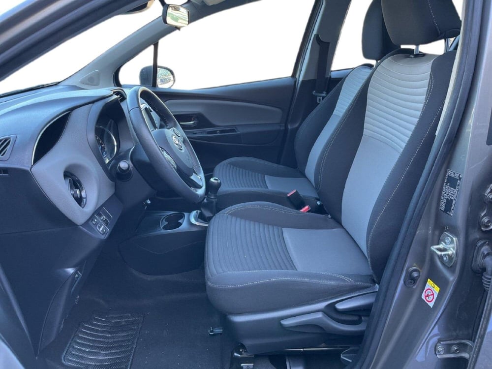 Toyota Yaris usata a Torino (9)