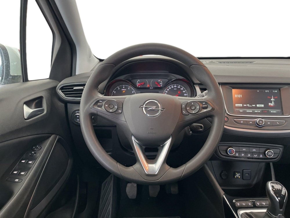 Opel Crossland X usata a Torino (11)