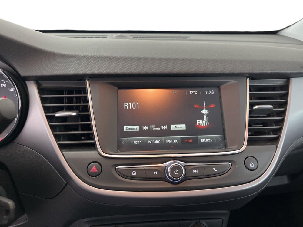 Opel Crossland X usata a Torino (14)
